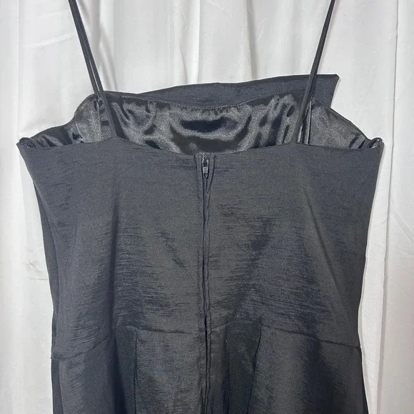 Let's Fashion Black Tiered Peplum Cocktail Dress Spaghetti Strap Sz M Party - Picture 5 of 9